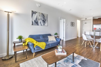 Photo 11 at 402 - 1061 Marine Drive, Norgate, North Vancouver