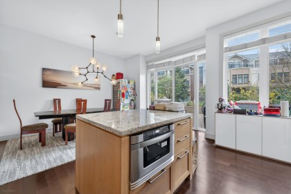 Photo 6 at 17 - 5879 Gray Avenue, University VW, Vancouver West