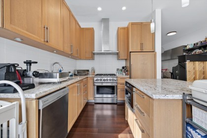 Photo 12 at 17 - 5879 Gray Avenue, University VW, Vancouver West