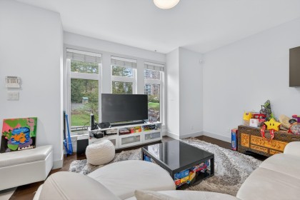 Photo 5 at 17 - 5879 Gray Avenue, University VW, Vancouver West