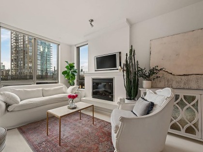 Photo 8 at 601 - 1005 Beach Avenue, West End VW, Vancouver West