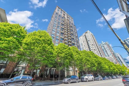 Photo 1 at 605 - 1055 Homer Street, Yaletown, Vancouver West
