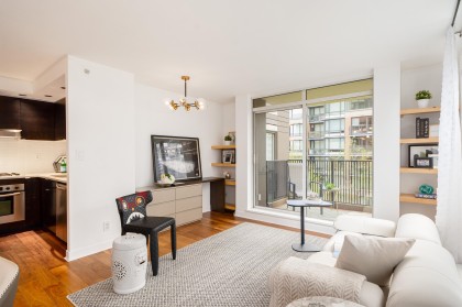 Photo 9 at 605 - 1055 Homer Street, Yaletown, Vancouver West