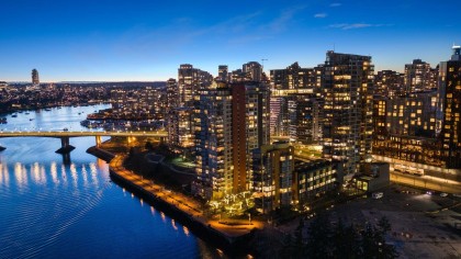 Photo 6 at 903 - 8 Smithe Mews, Yaletown, Vancouver West