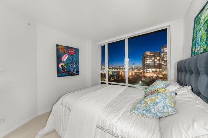 Photo 31 at 903 - 8 Smithe Mews, Yaletown, Vancouver West