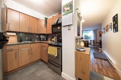 Photo 5 at 209 - 1345 Comox Street, West End VW, Vancouver West