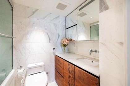 Photo 19 at 203 - 2167 Bellevue Avenue, Dundarave, West Vancouver