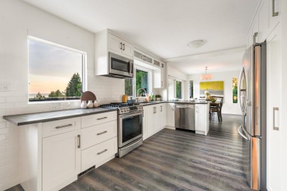 Photo 13 at 1550 Palmerston Avenue, Ambleside, West Vancouver