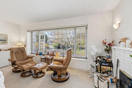 Photo 5 at 1222 Rosewood Crescent, Norgate, North Vancouver