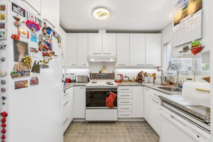 Photo 8 at 1222 Rosewood Crescent, Norgate, North Vancouver