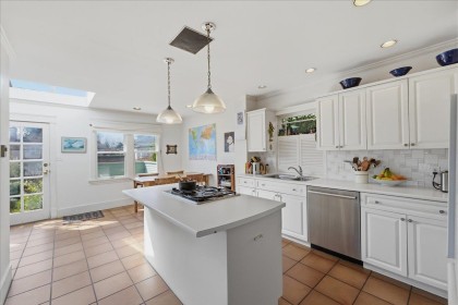 Photo 18 at 706 W 24th Avenue, Cambie, Vancouver West