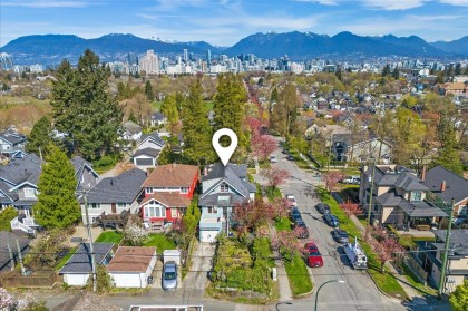 Photo 4 at 706 W 24th Avenue, Cambie, Vancouver West