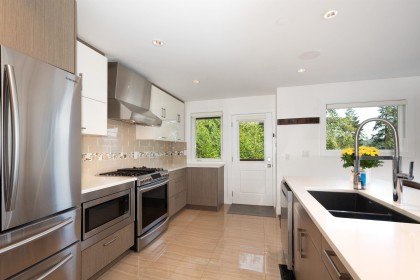 Photo 13 at 2867 Panorama Drive, Deep Cove, North Vancouver