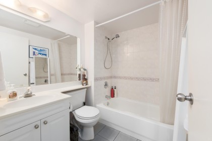 Photo 13 at 300 E 25th Street, Upper Lonsdale, North Vancouver