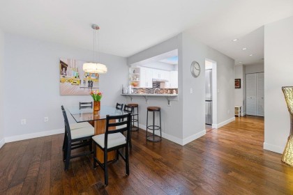 Photo 5 at 411 - 1125 Gilford Street, West End VW, Vancouver West