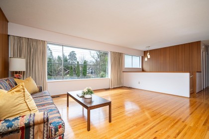 Photo 9 at 1634 Ross Road, Lynn Valley, North Vancouver