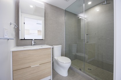 Photo 20 at 404 - 6485 Manitoba Street, Oakridge VW, Vancouver West