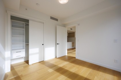 Photo 4 at 404 - 6485 Manitoba Street, Oakridge VW, Vancouver West