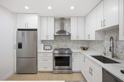 Photo 6 at 1326 W 7th Avenue, Fairview VW, Vancouver West