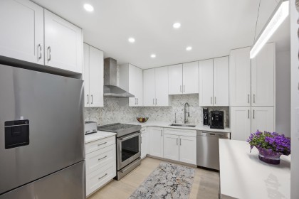 Photo 5 at 1326 W 7th Avenue, Fairview VW, Vancouver West