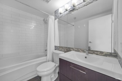 Photo 23 at 1707 - 1199 Marinaside Crescent, Yaletown, Vancouver West