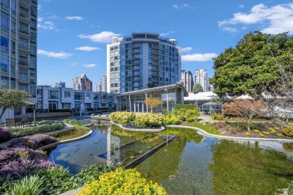 Photo 24 at 1707 - 1199 Marinaside Crescent, Yaletown, Vancouver West