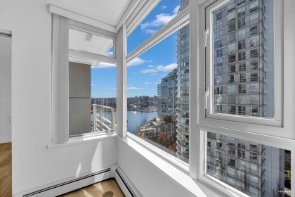 Photo 21 at 1707 - 1199 Marinaside Crescent, Yaletown, Vancouver West