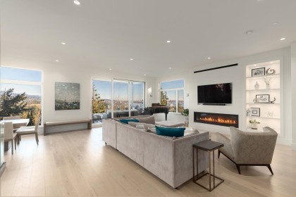 Photo 9 at 817 Younette Drive, Sentinel Hill, West Vancouver