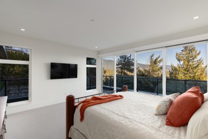 Photo 31 at 817 Younette Drive, Sentinel Hill, West Vancouver