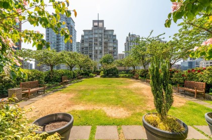 Photo 18 at 2203 - 788 Richards Street, Downtown VW, Vancouver West