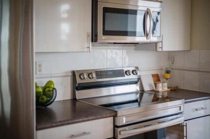 Photo 12 at 3207 - 939 Homer Street, Yaletown, Vancouver West