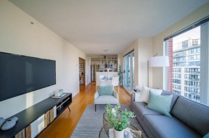 Photo 8 at 3207 - 939 Homer Street, Yaletown, Vancouver West