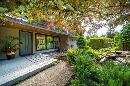 Photo 2 at 4096 Sunset Boulevard, Canyon Heights NV, North Vancouver