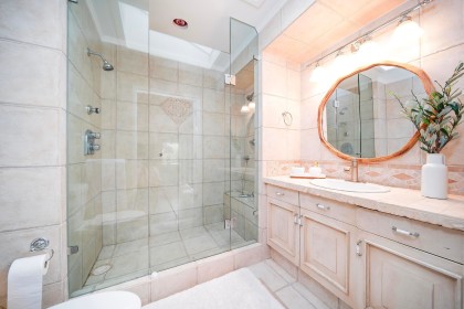 Photo 16 at 4096 Sunset Boulevard, Canyon Heights NV, North Vancouver