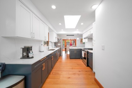 Photo 12 at 4096 Sunset Boulevard, Canyon Heights NV, North Vancouver