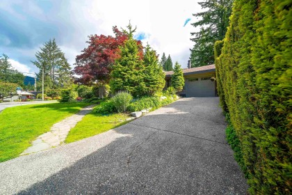 Photo 37 at 4096 Sunset Boulevard, Canyon Heights NV, North Vancouver