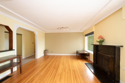 Photo 5 at 647 Blueridge Avenue, Canyon Heights NV, North Vancouver