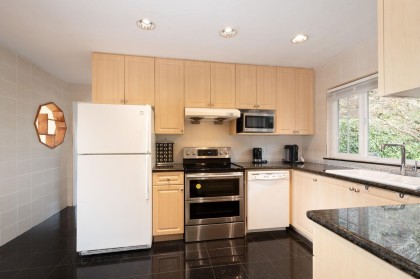Photo 15 at 647 Blueridge Avenue, Canyon Heights NV, North Vancouver