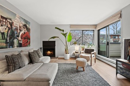 Photo 6 at 305 - 3275 Mountain Highway, Lynn Valley, North Vancouver