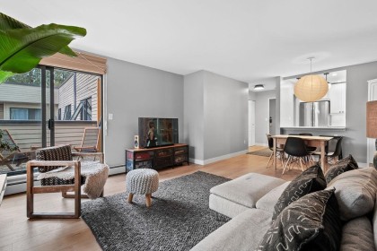 Photo 10 at 305 - 3275 Mountain Highway, Lynn Valley, North Vancouver