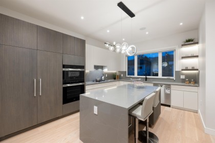 Photo 15 at 838 E 14th Street, Boulevard, North Vancouver