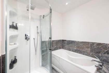 Photo 26 at 416 St. Georges Avenue, Lower Lonsdale, North Vancouver