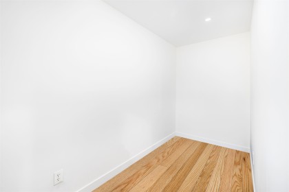 Photo 18 at 416 St. Georges Avenue, Lower Lonsdale, North Vancouver