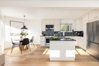 Photo 4 at 416 St. Georges Avenue, Lower Lonsdale, North Vancouver