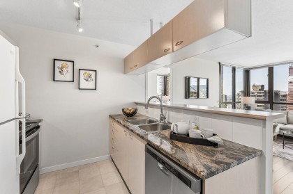 Photo 8 at 1907 - 1331 Alberni Street, West End VW, Vancouver West