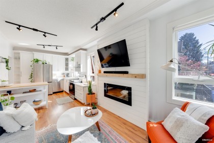 Photo 3 at 202 - 2036 York Avenue, Kitsilano, Vancouver West