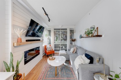 Photo 5 at 202 - 2036 York Avenue, Kitsilano, Vancouver West