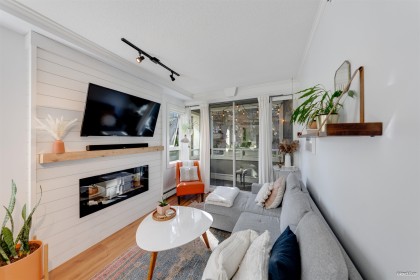 Photo 10 at 202 - 2036 York Avenue, Kitsilano, Vancouver West