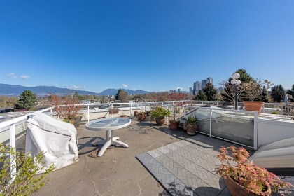 Photo 21 at 202 - 2036 York Avenue, Kitsilano, Vancouver West