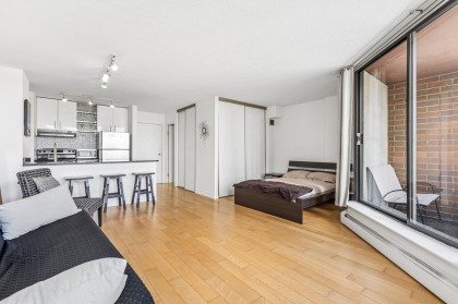 Photo 1 at 411 - 1330 Burrard Street, Downtown VW, Vancouver West